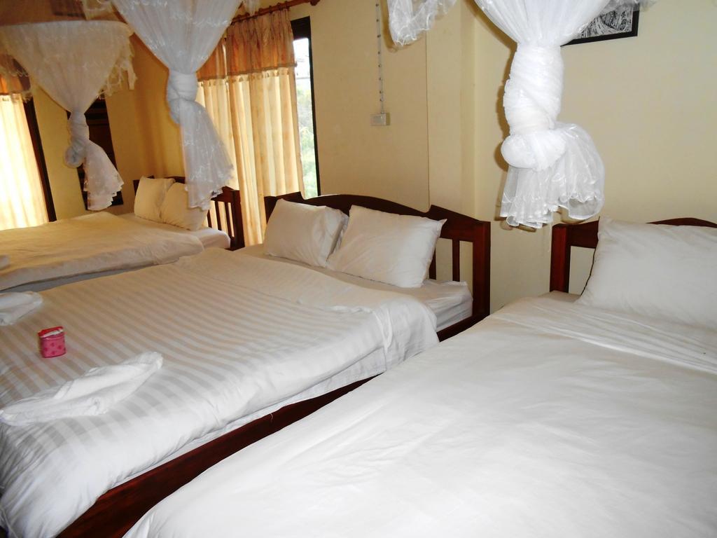 Jammee Guesthouse Vang Vieng Phòng bức ảnh