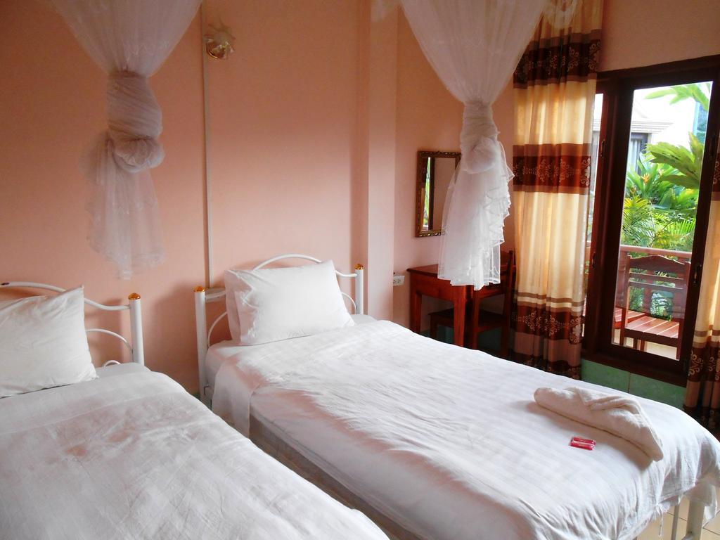 Jammee Guesthouse Vang Vieng Phòng bức ảnh