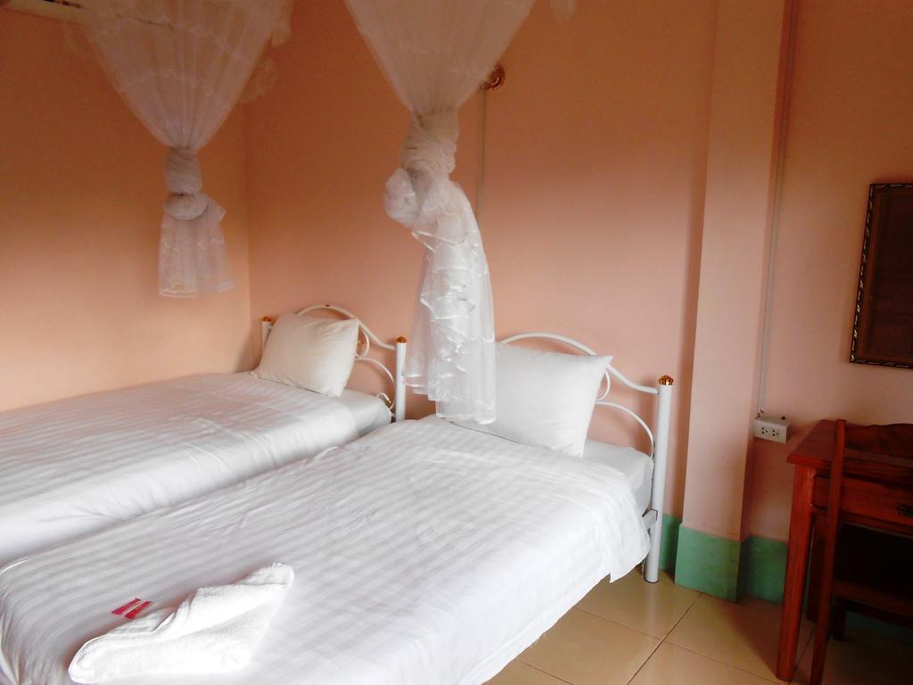 Jammee Guesthouse Vang Vieng Phòng bức ảnh