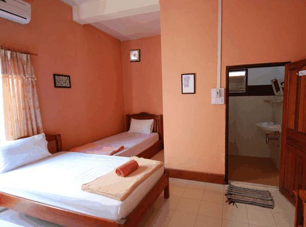 Jammee Guesthouse Vang Vieng Phòng bức ảnh
